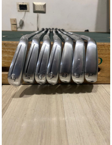 Fierros TaylorMade P770 vara grafito usados...